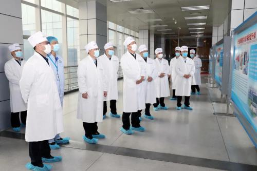 冀中能源集團(tuán)領(lǐng)導(dǎo)李軍輝一行來(lái)華藥調(diào)研