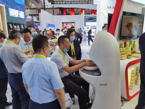 華北制藥大健康開(kāi)啟絲路渠道建設(shè)   絲博會(huì)上大放異彩