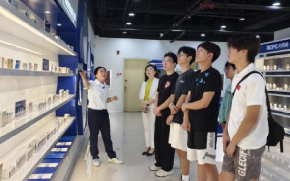 華維公司：暑假研學(xué)游 讓健康城“熱”力十足